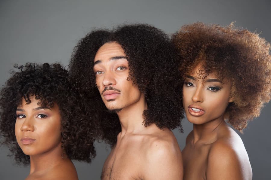 Mixed Roots Curly Cocktail Mousse Moringa Coconut Aloe Vera Blueberry Light