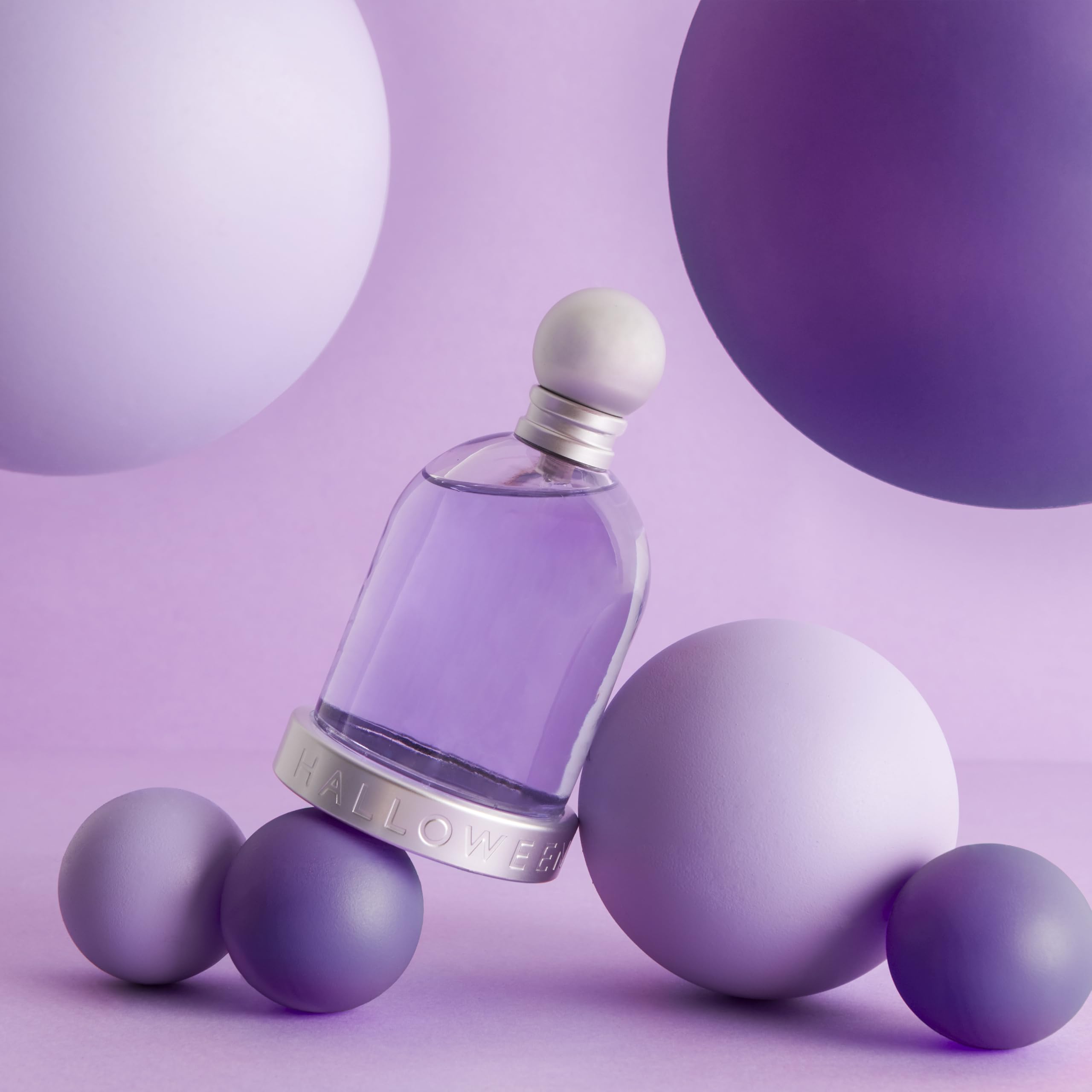 Halloween . Floral Marine With Notes of Violet Magnolia and Pepper 3.4 Fl Oz