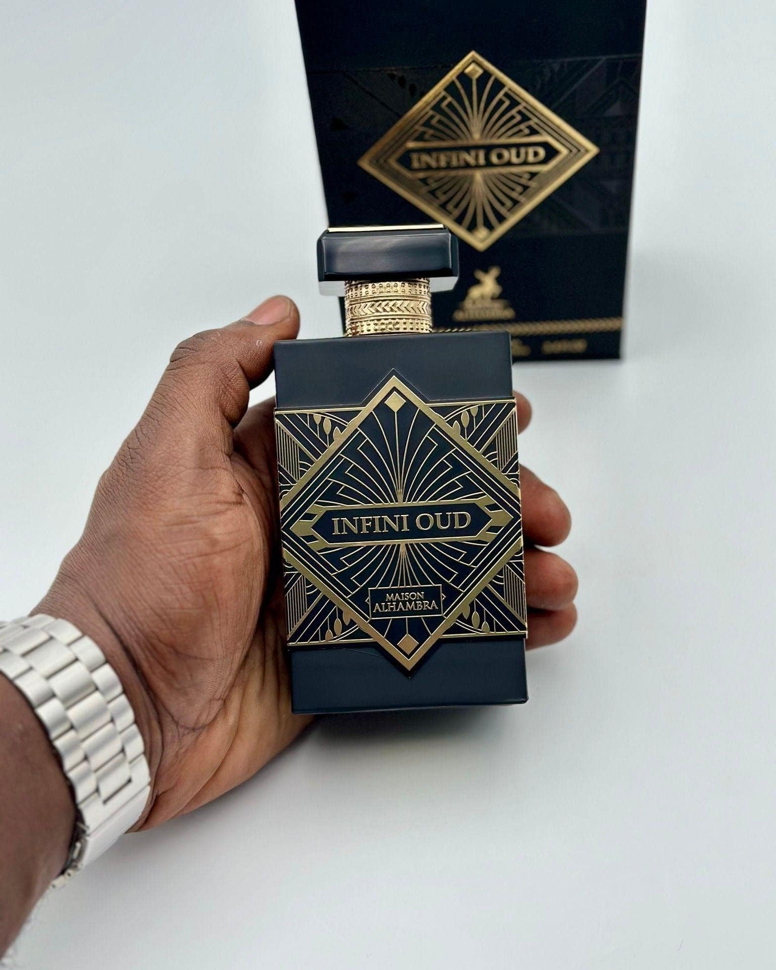 Maison Alhambra Infini Oud Joyous 3.4 U United Arab Emir. 96pcs Bybox EDP