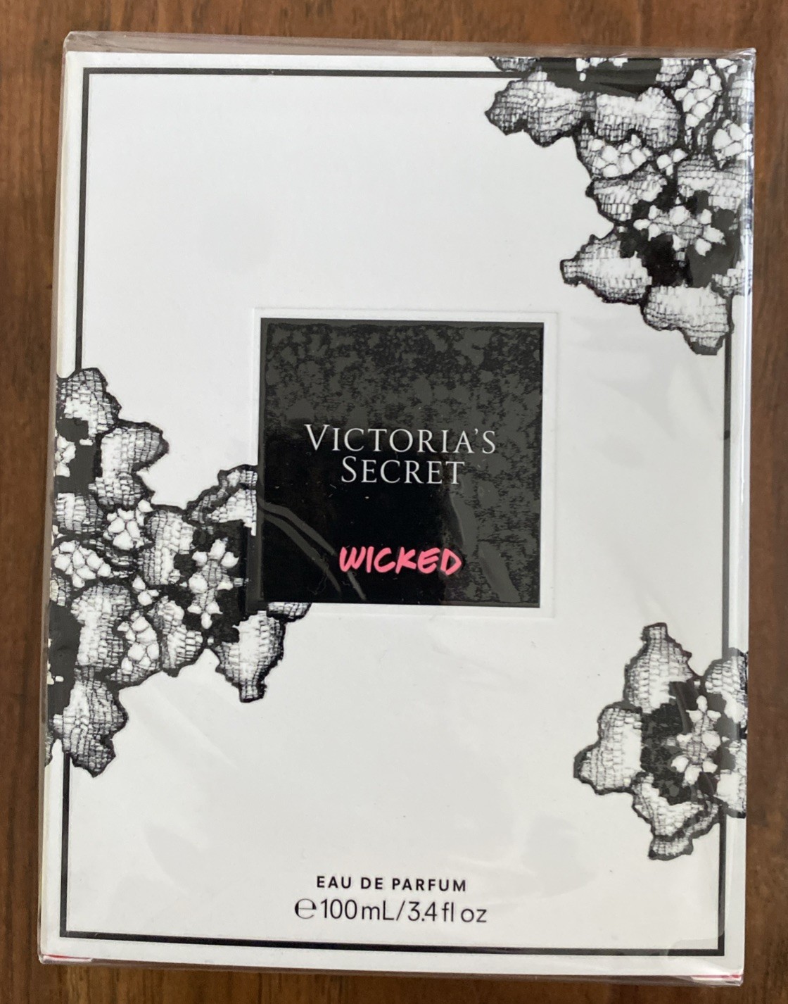 Vs Wicked 3.4 L W/alarm Usa 53pcs Bybox EDP - Thumbnail 3
