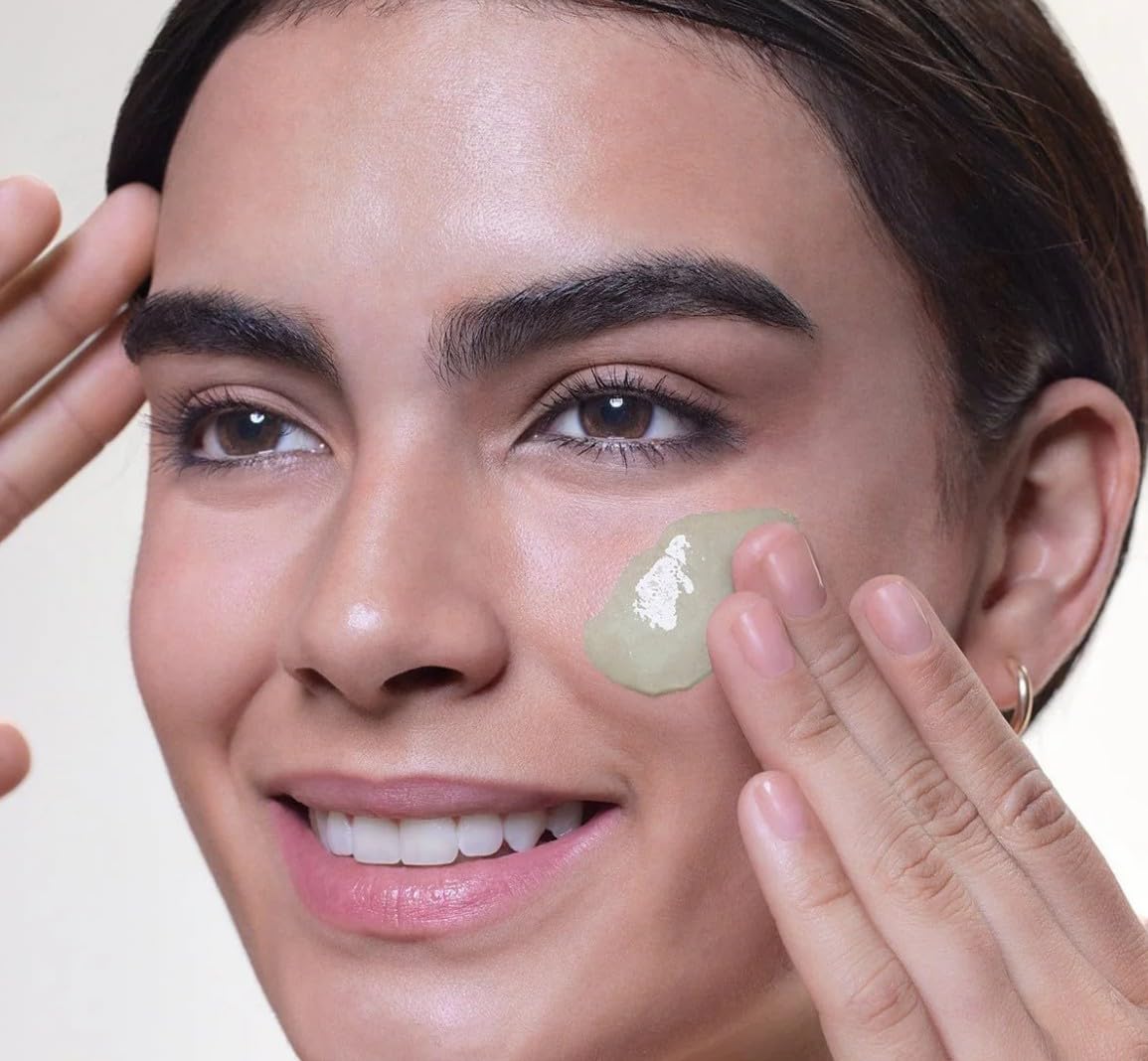 (12-pack) Beauty Creations Flawless Stay Grip Primer