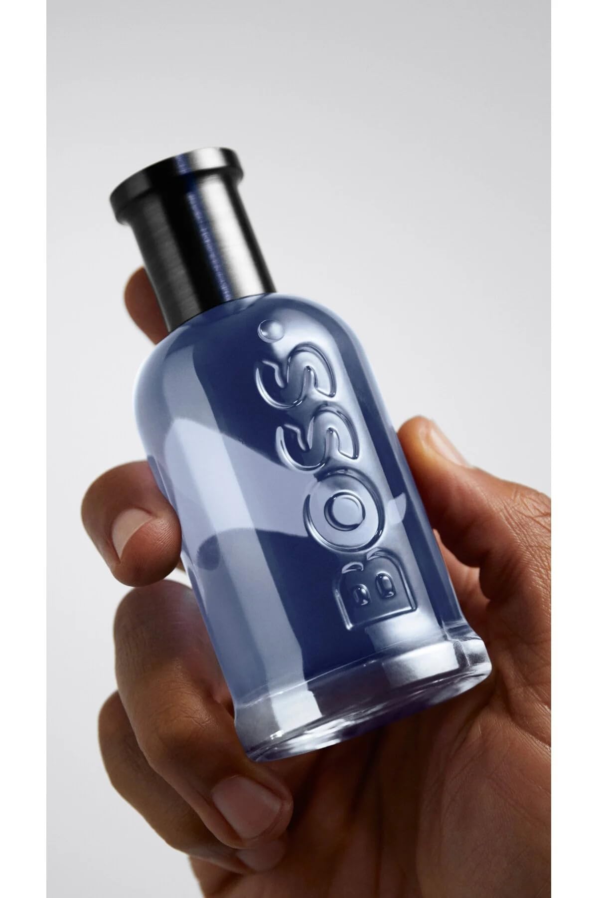 Hugo Boss Bottled Infinite Woody Cologne With Notes of Apple Patchouli Lavender - Thumbnail 3