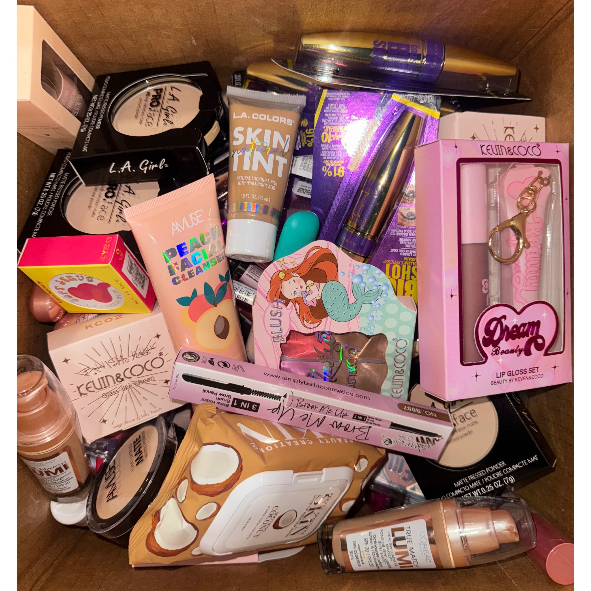 (129-pack) Assorted Starter Mix Cosmetics Box