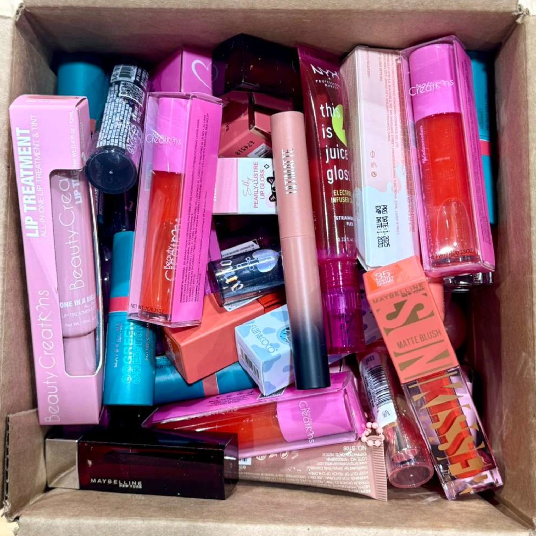 (52-pack) Assorted Lips Assorted