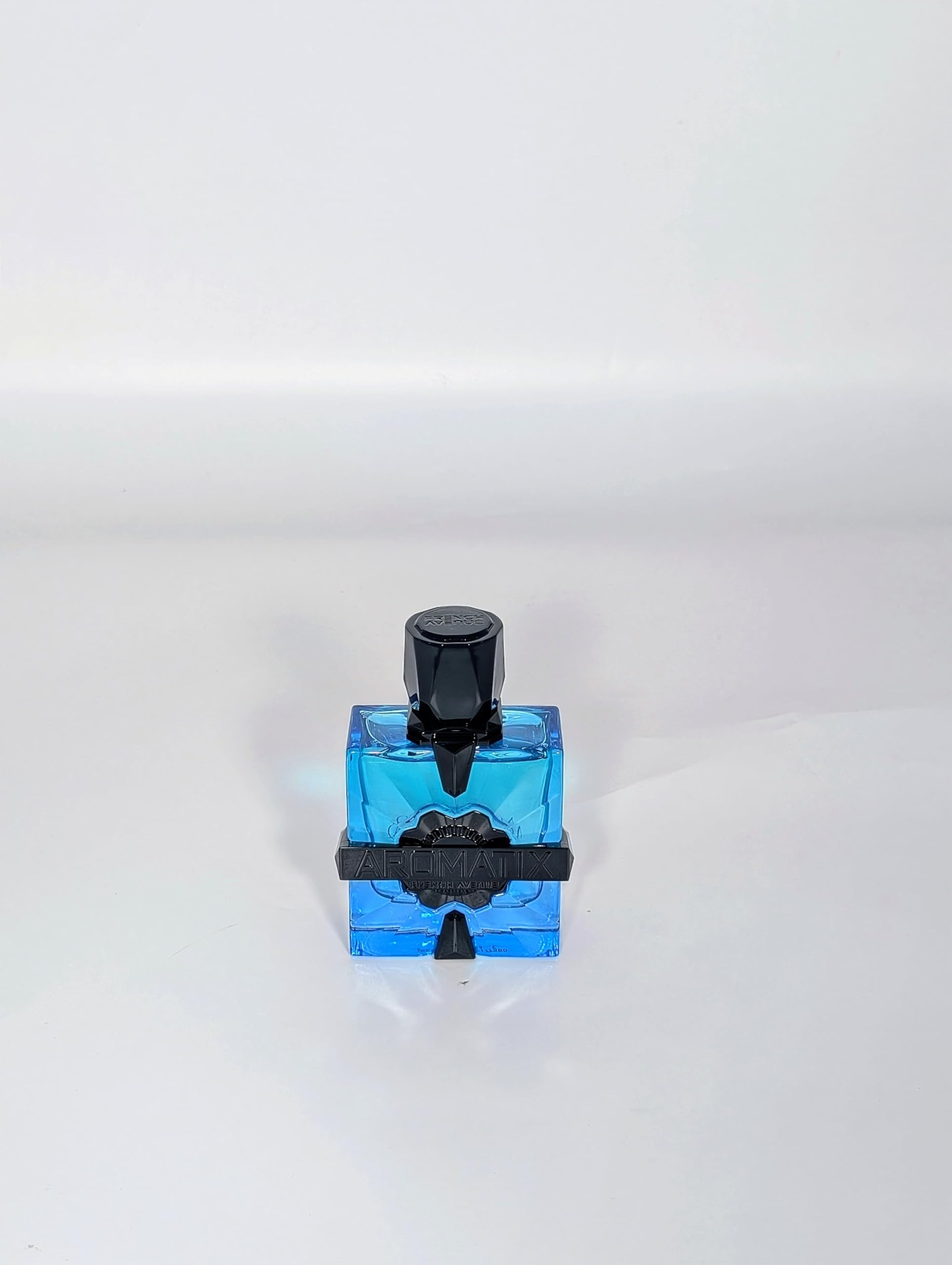 French Avenue Aromatix Magnetiq 3.4 Extrait de Parfum U United Arab Emir.