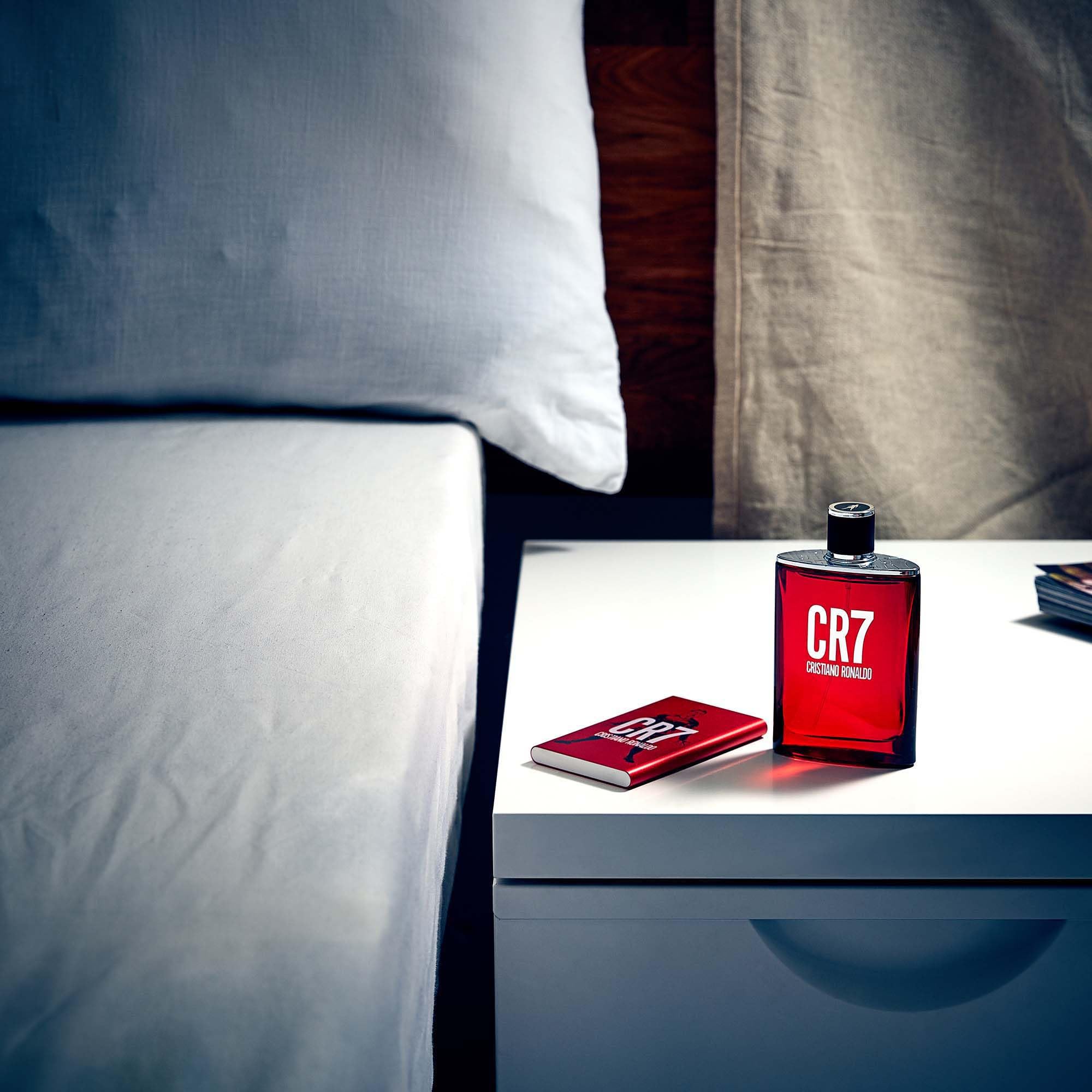 Cr7 Cristiano Ronaldo Cologne Scent Woody Musky Scent With Lavender Cardamom - Thumbnail 2