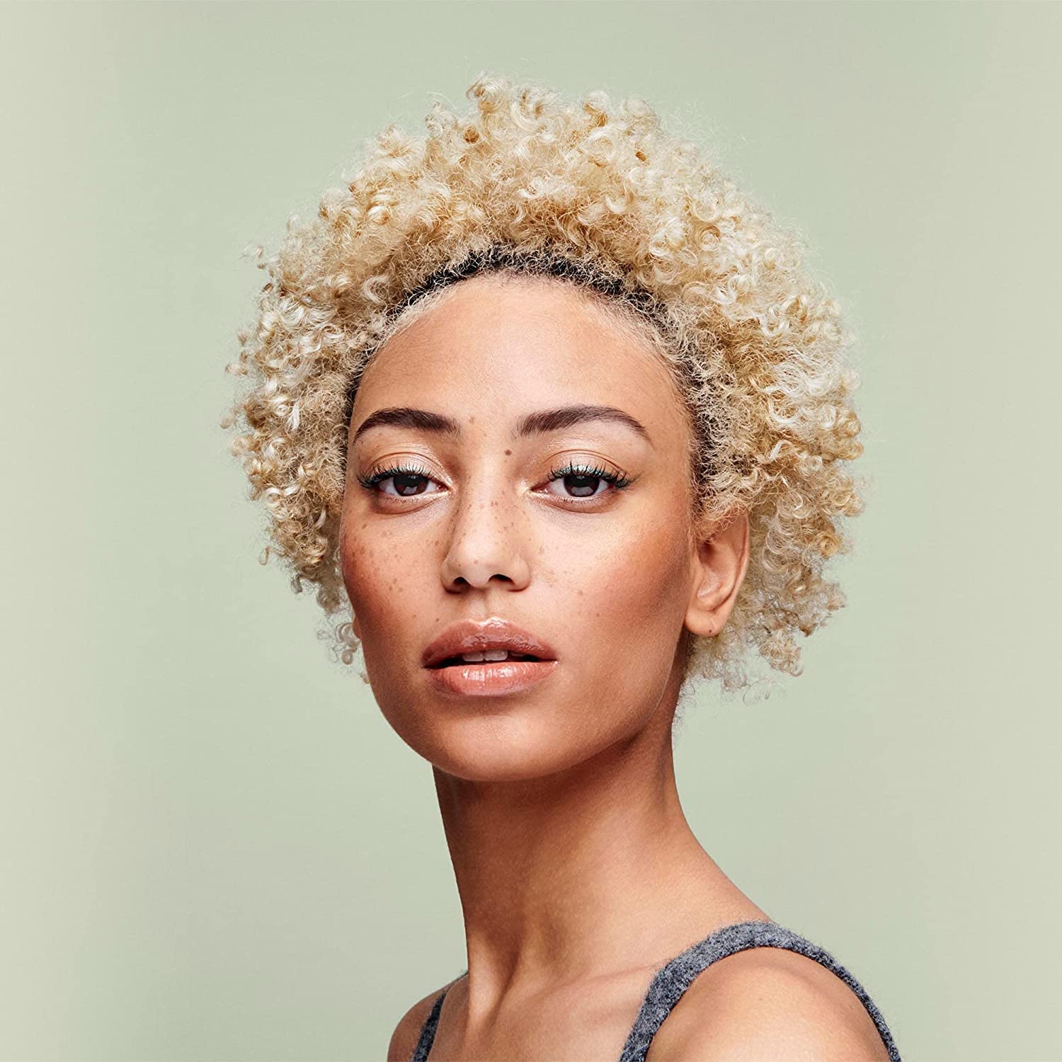 Devacurl No Poo Blue® Anti Brass Zero Lather Toning Cleanser Superfruits 12 Fl. - Thumbnail 3