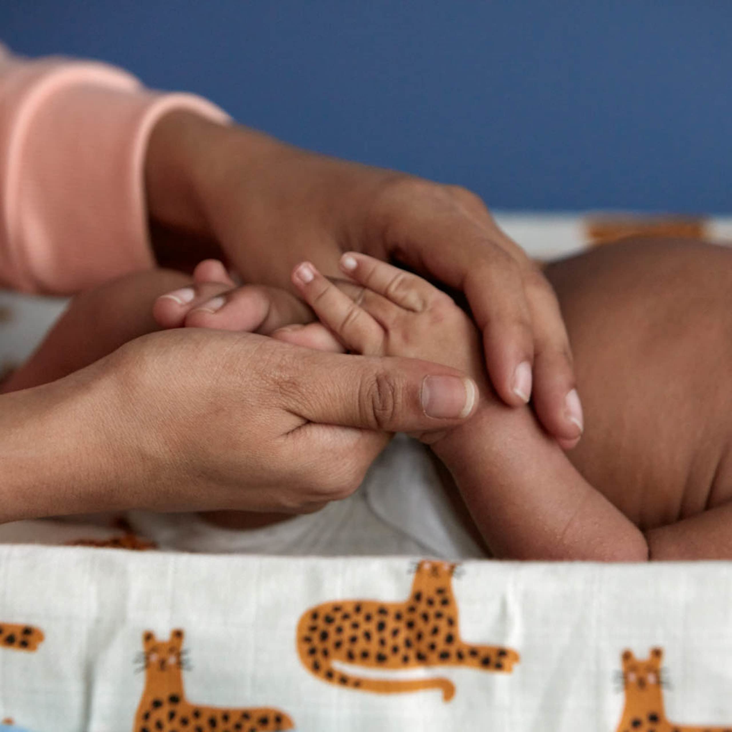 Johnson's Skin Nourishing Baby Wash With Vanilla Oat Extract Hypoallergenic - Thumbnail 3