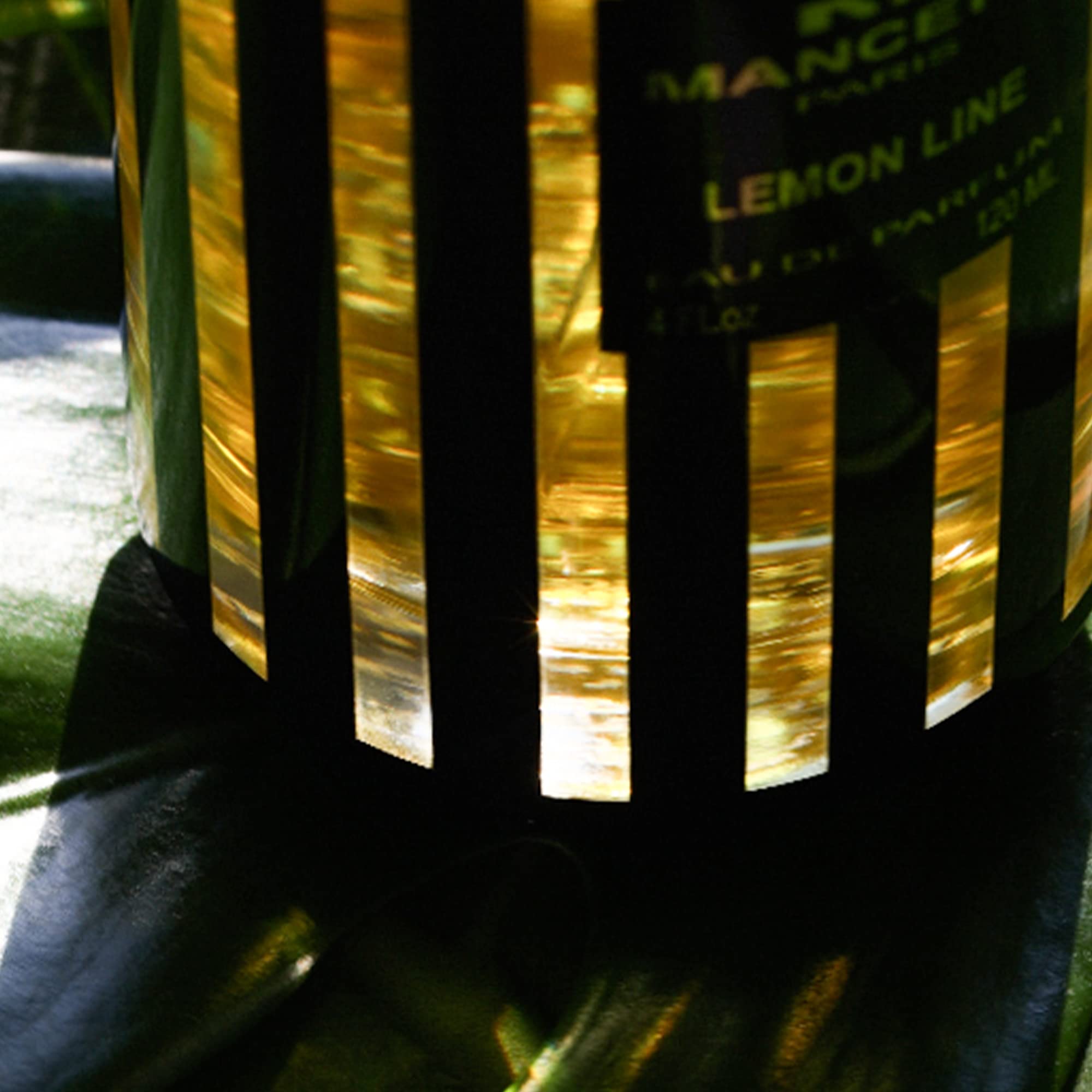 Mancera Lemon Line / 4 Fl Oz Bright Citrus Aromatic EDP 120 ml - Thumbnail 3