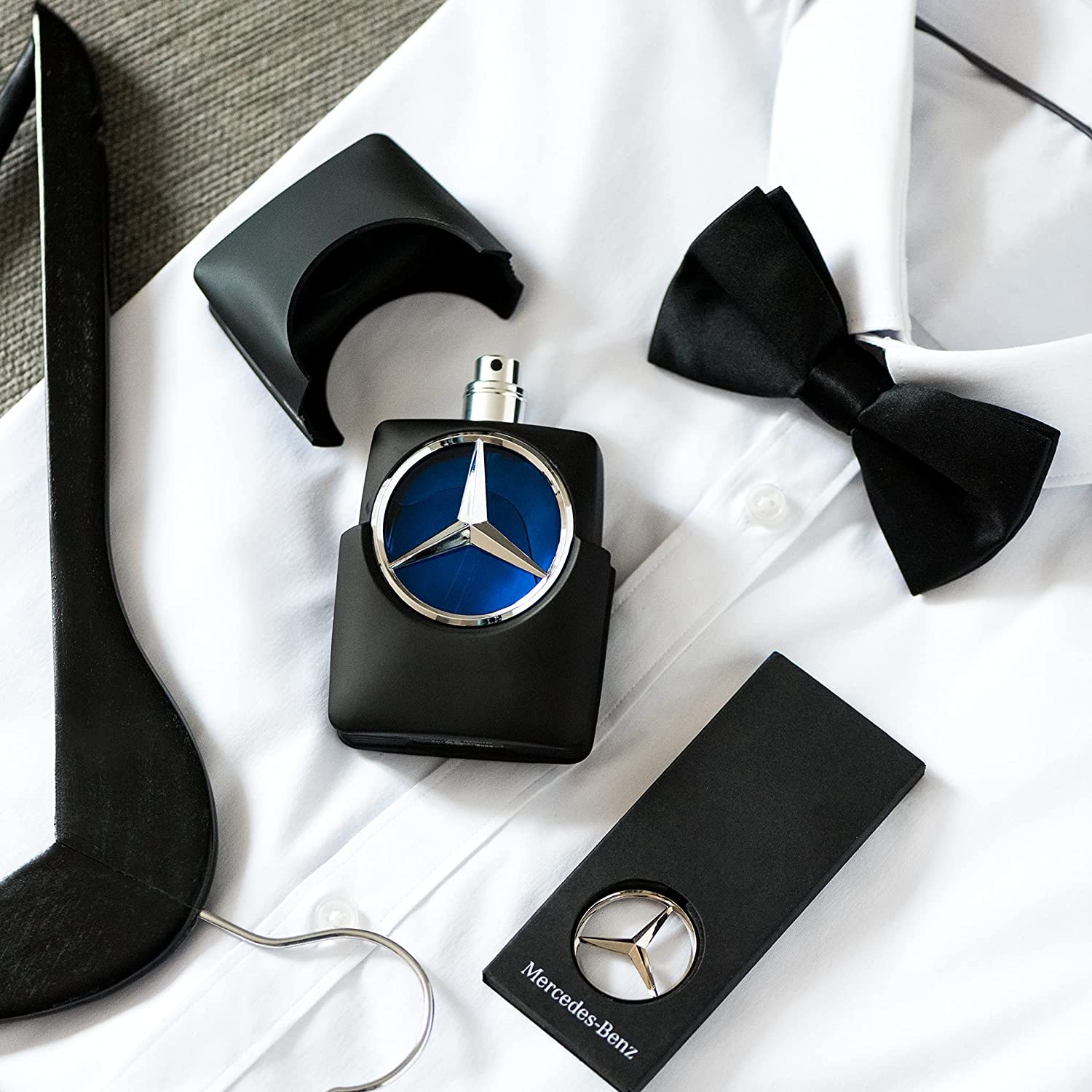 Mercedes Benz Man Elegant With Sensual Floral Woody Notes Mesmerize the Senses - Thumbnail 3