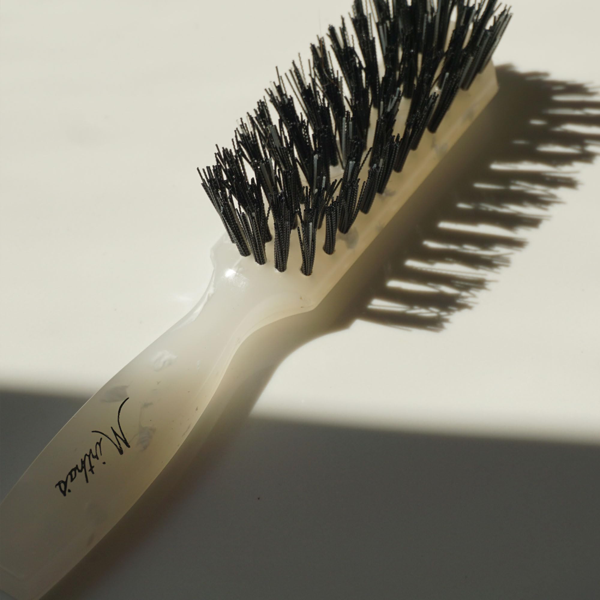 Mirta de Perales Mirtha's Boudoir Brush Large 2.5 oz - Thumbnail 2