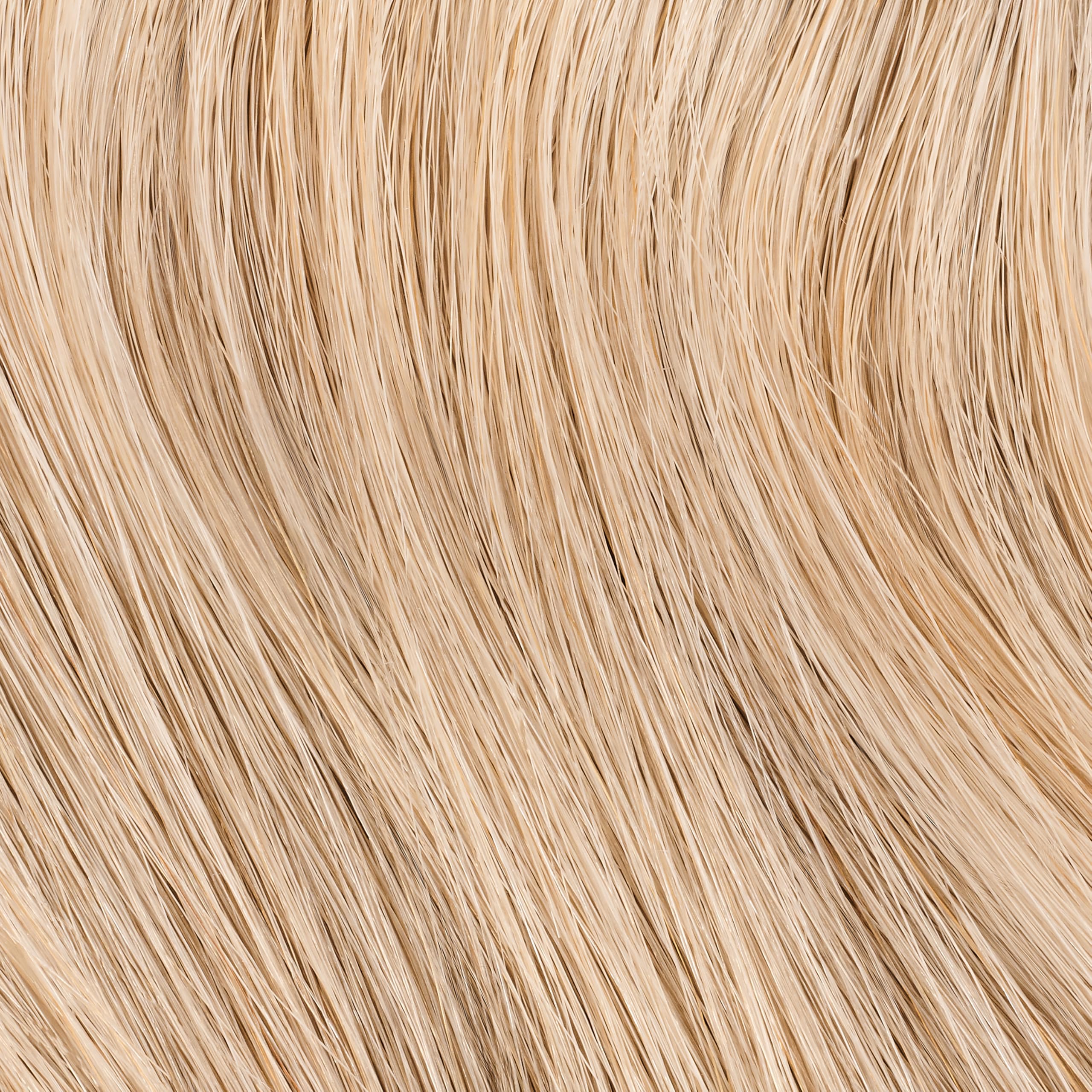 Clairol Professional Permanent Liquicolor 12n High Lift Neutral Blonde . - Thumbnail 2