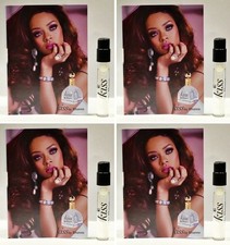RIHANNA KISS(W)EDP SP 1.5ml MINI VIAL ON CARD(LI)