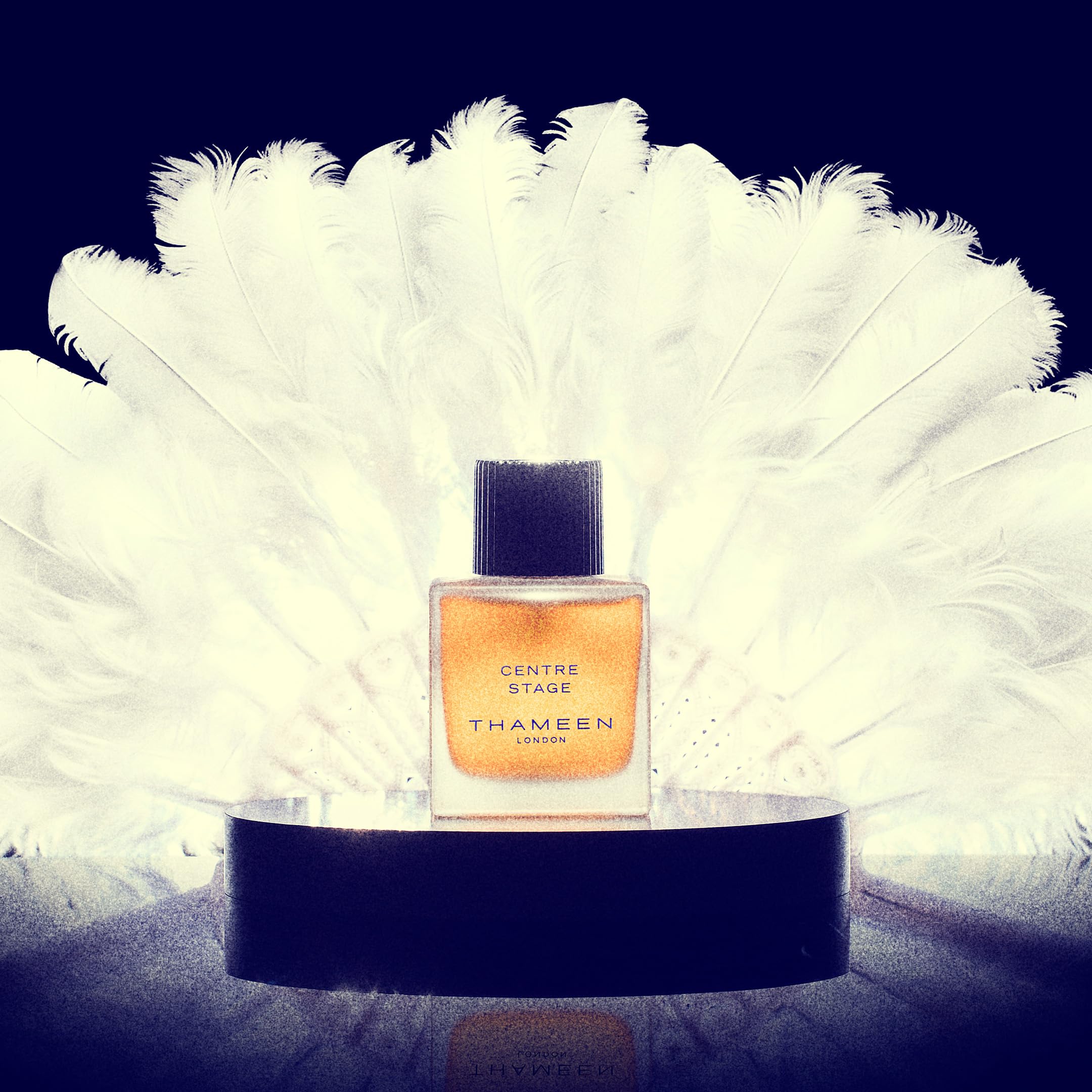 Thameen Centre Stage Cologne Elixir / 3.4 Fl Oz Bright Citrus Aromatic 100 ml - Thumbnail 2